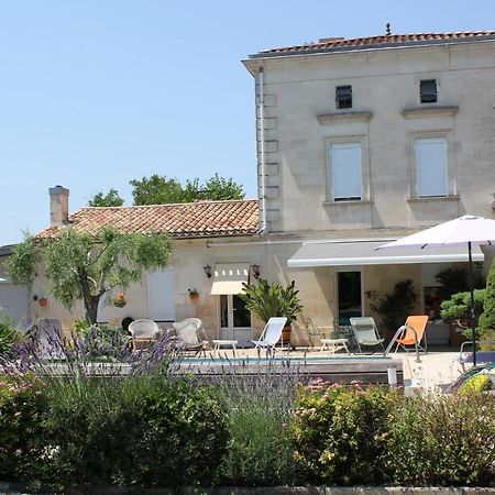 Les Charmes De Vincent - Le Loft Cabernet Bed & Breakfast Fronsac  Екстериор снимка