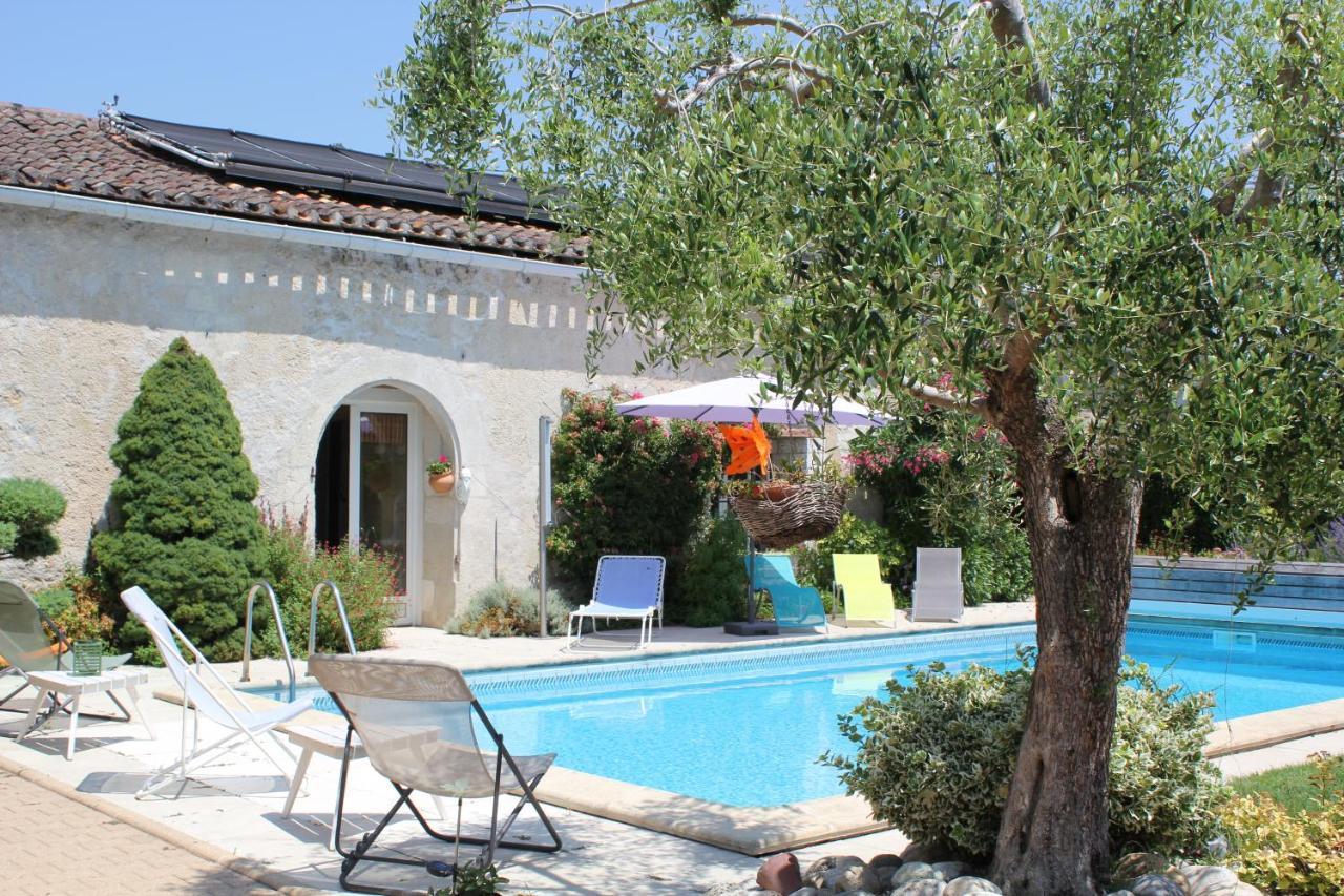 Les Charmes De Vincent - Le Loft Cabernet Bed & Breakfast Fronsac  Екстериор снимка