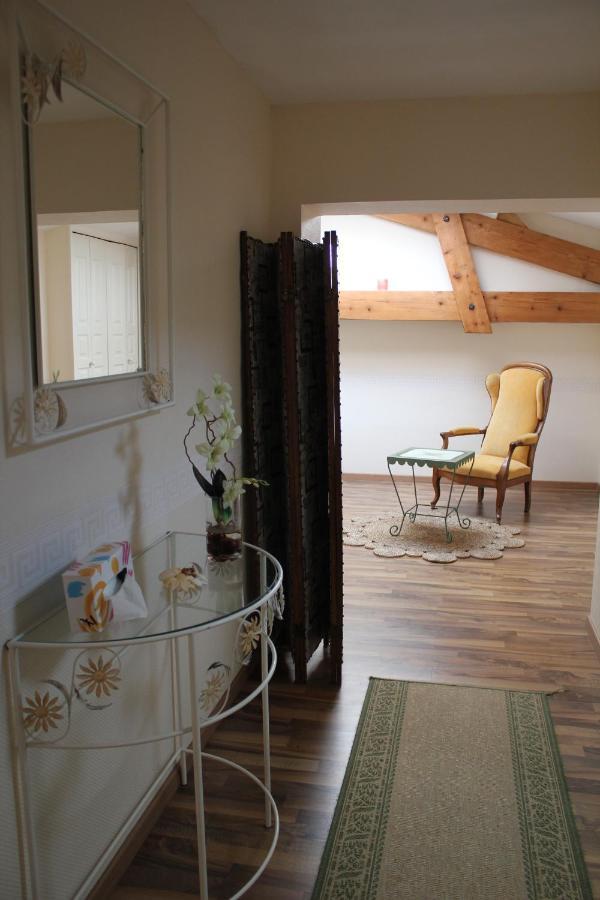 Les Charmes De Vincent - Le Loft Cabernet Bed & Breakfast Fronsac  Екстериор снимка